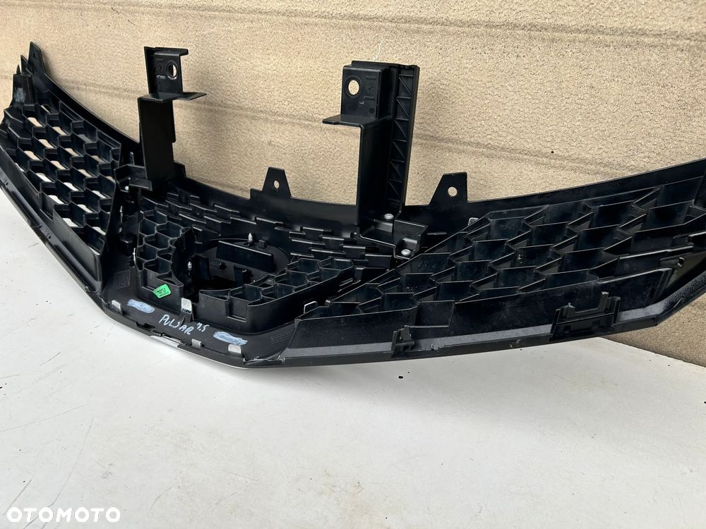 NISSAN PULSAR GRILL ATRAPA CHROM EMBLEMAT - 5