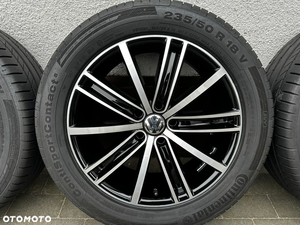 235 50 18 / Vw Tiguan 5NA 5N0 AUDI Q3 SKODA Kodiak / CONTINENTAL / r-LINE!!! - 5