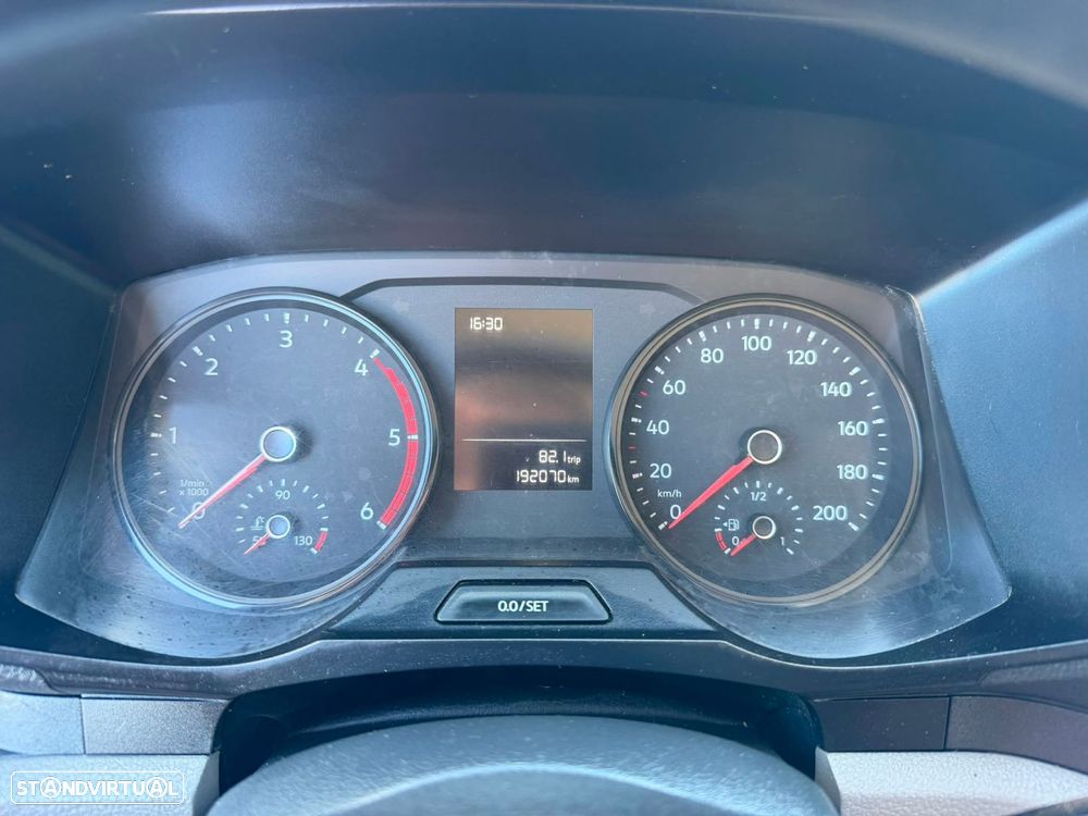 VW Crafter 2.0 TDI CD Longo - 30