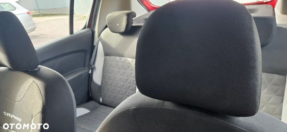 Dacia Sandero 0.9 TCe Laureate - 12