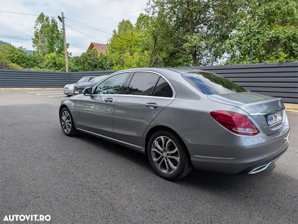 Mercedes-Benz C - 5