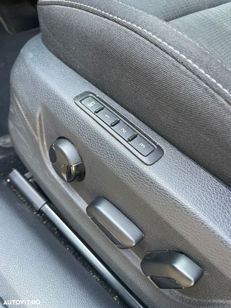 Skoda Superb 2.0 TDI 4X4 DSG L&K - 10