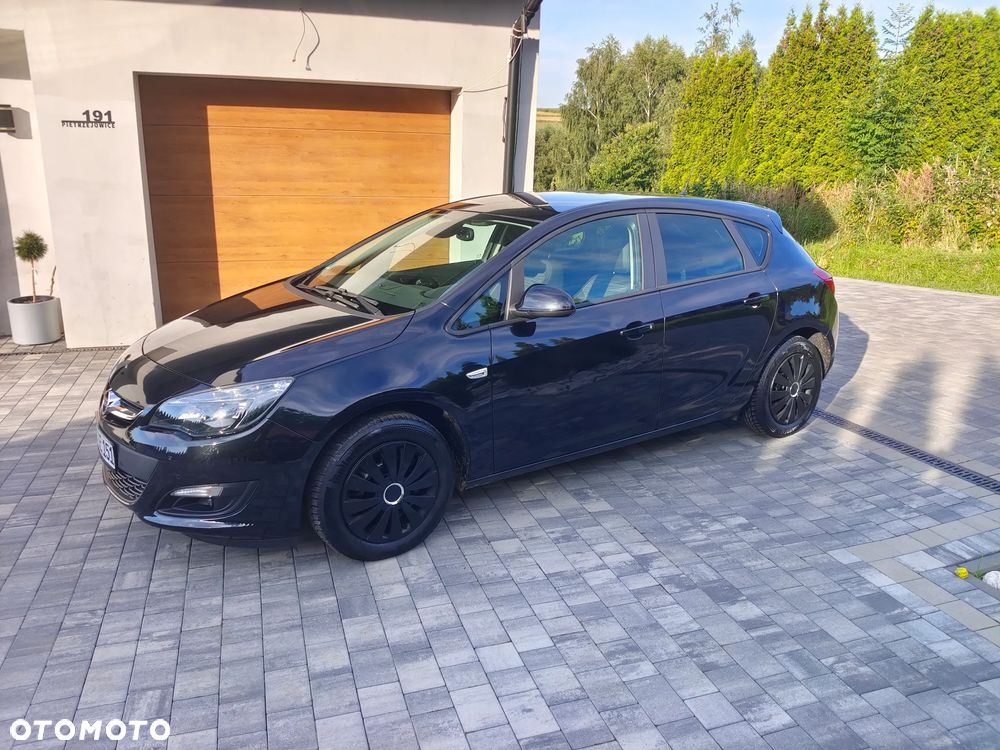 Opel Astra 1.4 T Cosmo - 14