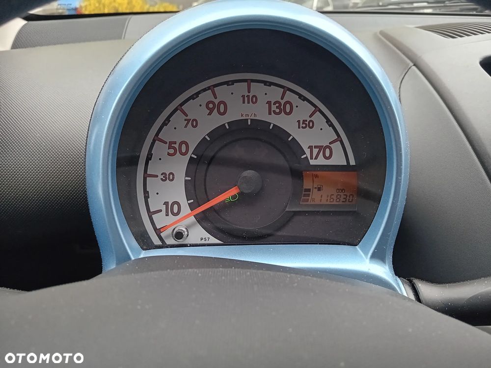 Peugeot 107 1.0 Urban Move Euro5 - 3