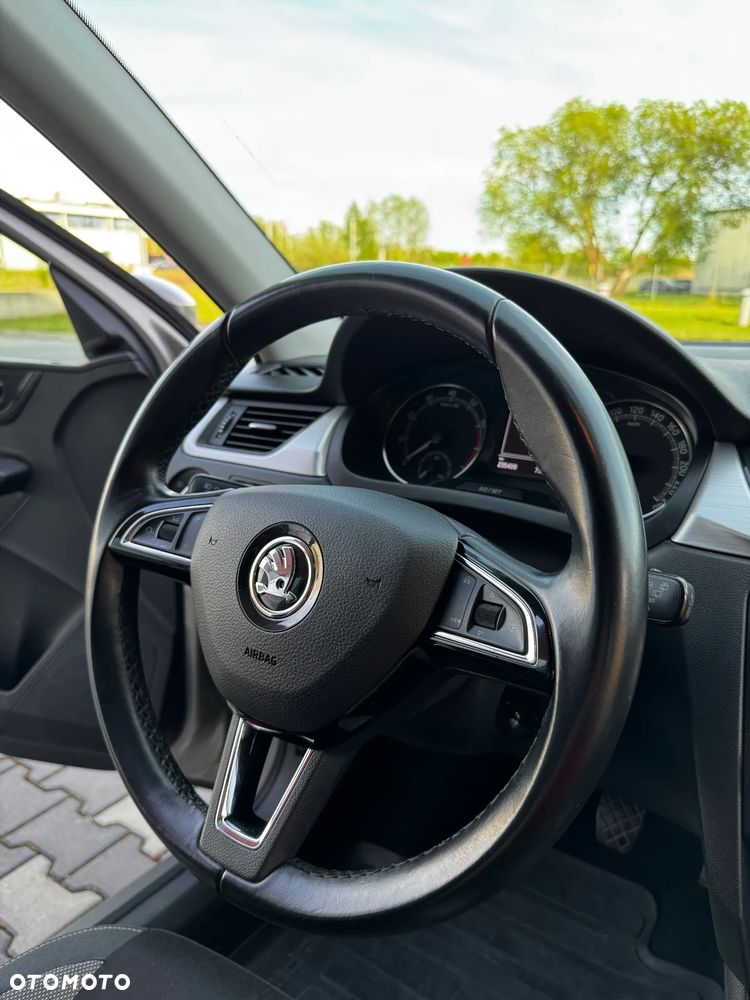 Skoda RAPID 1.0 TSI Ambition - 25