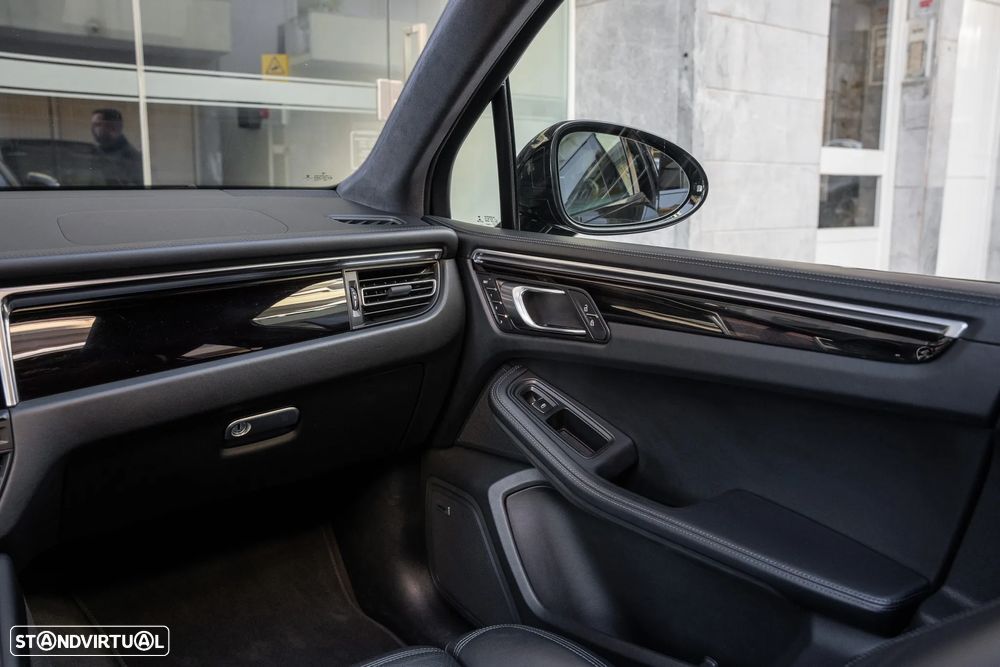 Porsche Macan Turbo PDK - 14