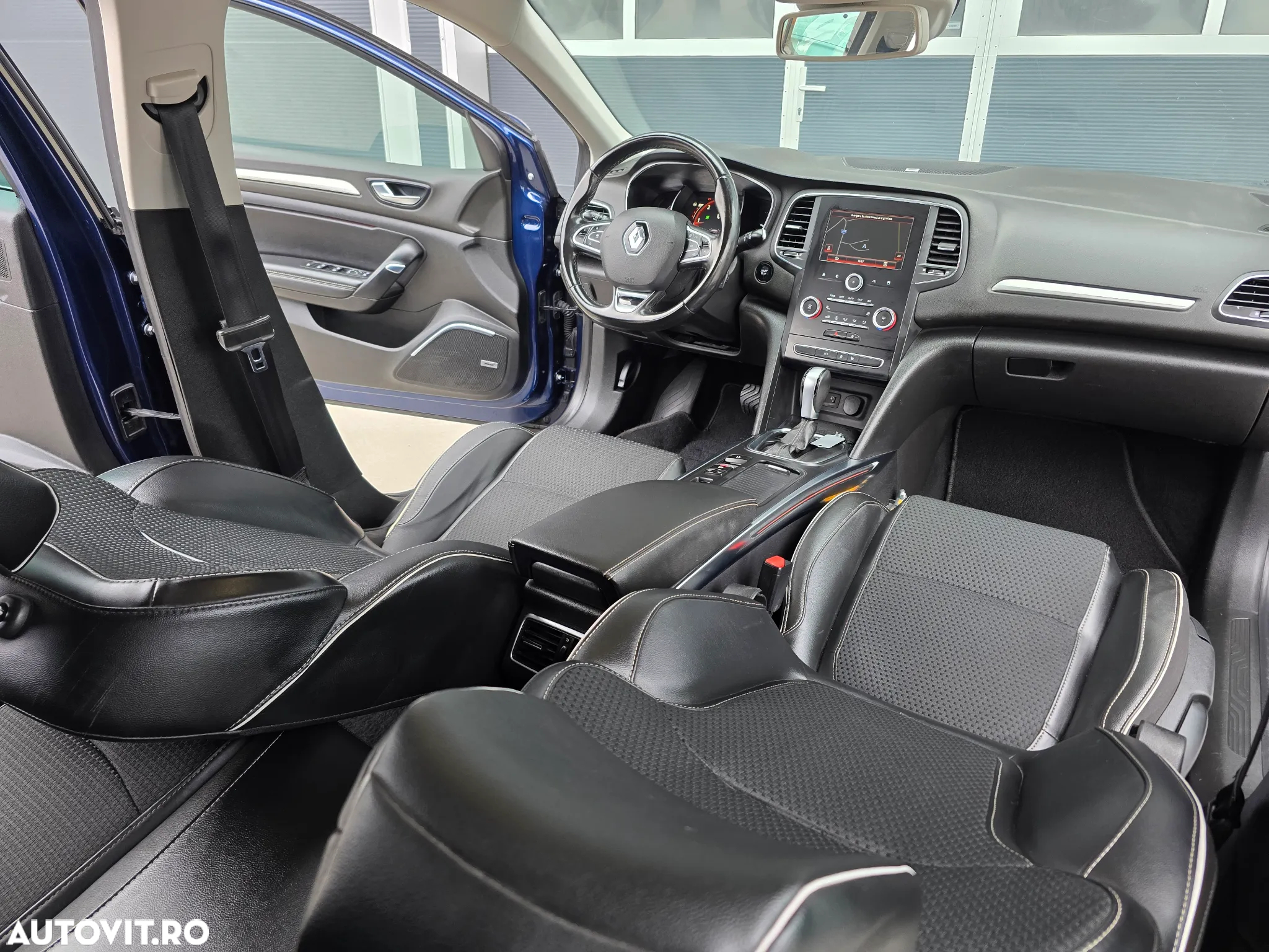 Renault Megane Grandtour dCi 110 FAP EDC BOSE Edition - 7