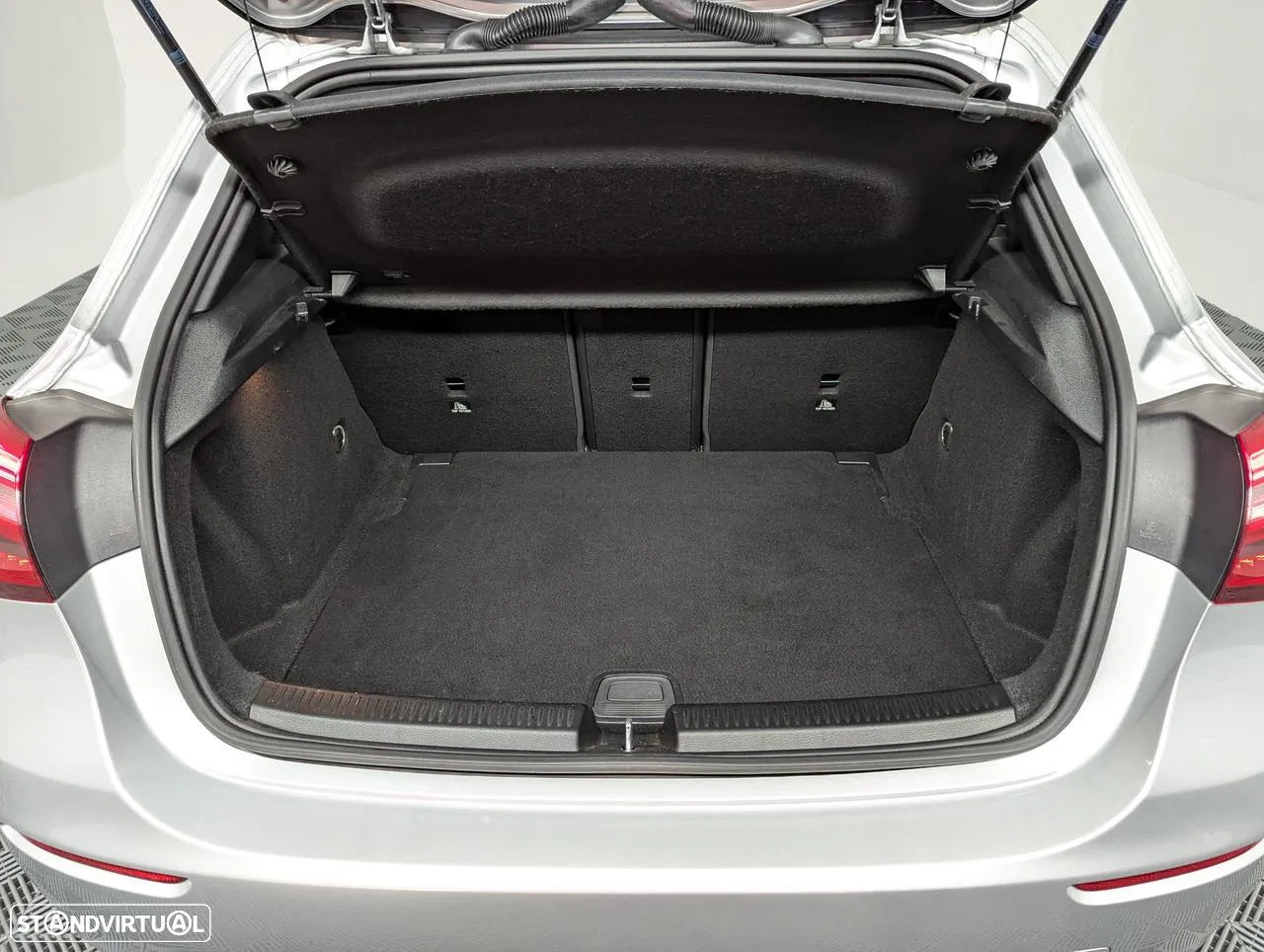 Mercedes-Benz A 180 d Style - 12