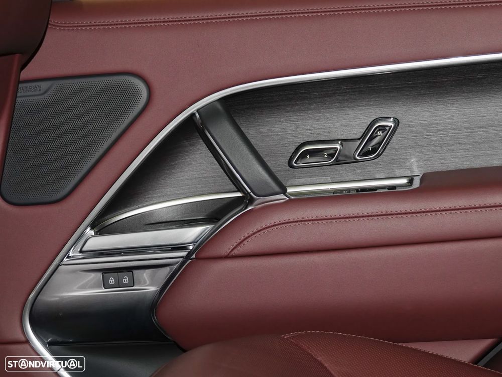 Land Rover Range Rover 3.0 D350 Autobiography - 33