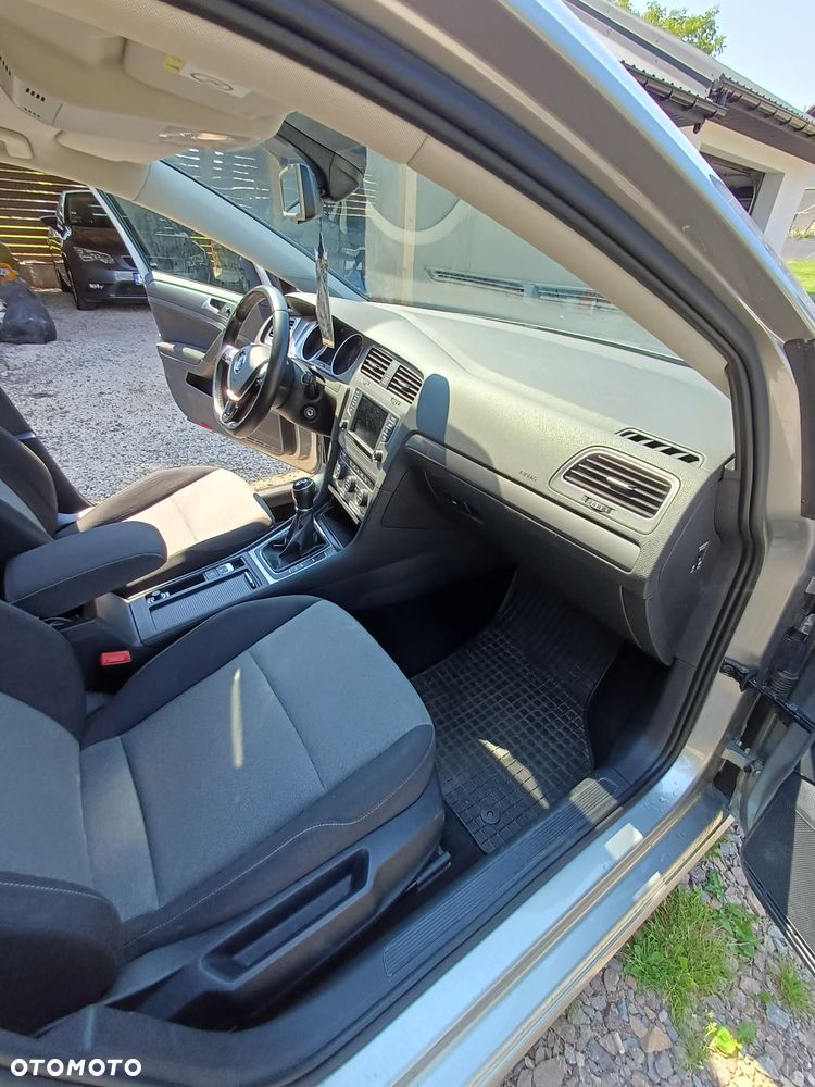 Volkswagen Golf 1.4 TSI BMT Comfortline - 10