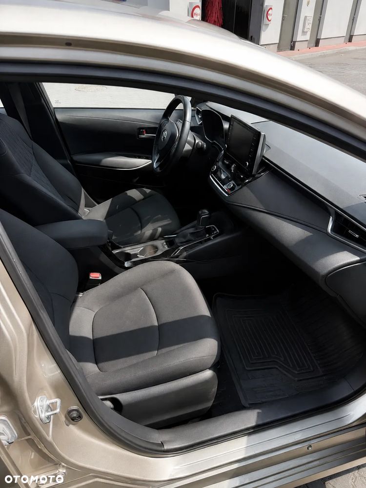 Toyota Corolla 1.8 Hybrid GPF Comfort - 12