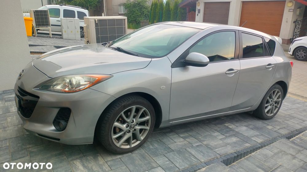 Mazda 3 1.6 Navi + - 7