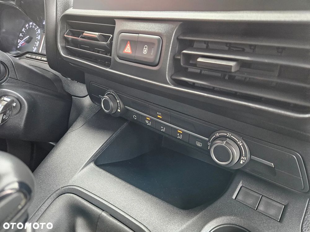 Toyota Proace City Verso Long 1.5 D-4D Business - 18