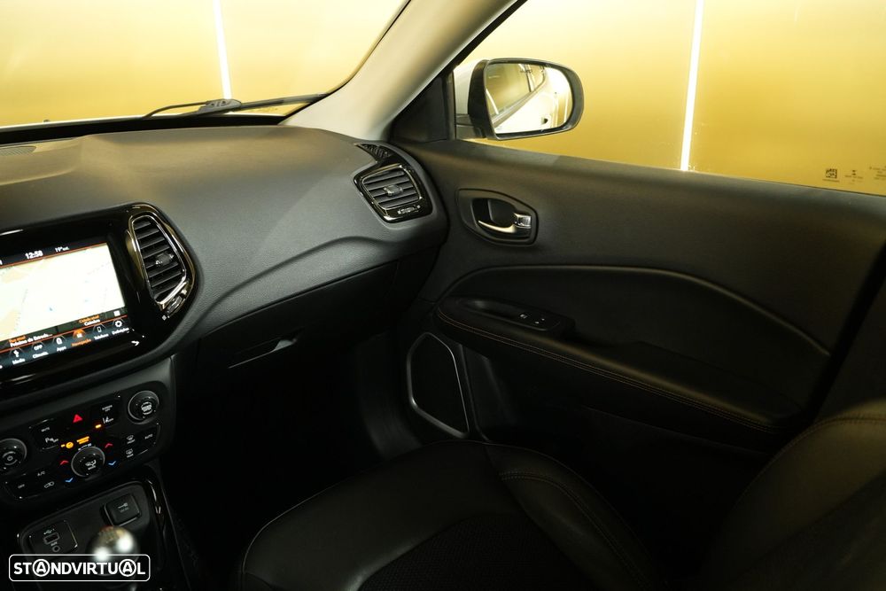 Jeep Compass 1.6 M-Jet Limited - 25