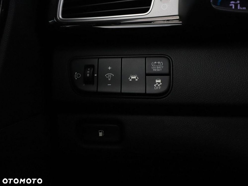Kia Niro 1.6 GDI Hybrid L - 36