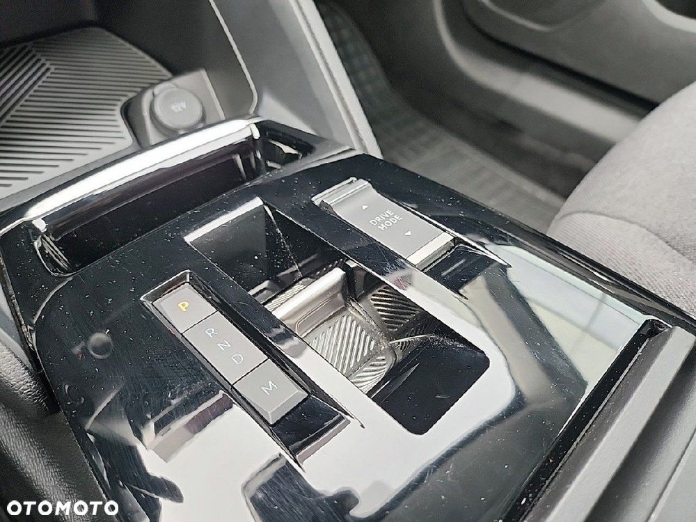 Citroën C4 1.2 PureTech Max S&S EAT8 - 16