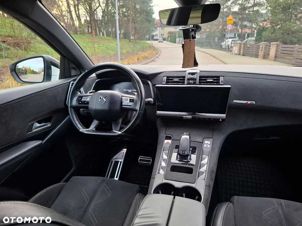 DS Automobiles DS 7 Crossback 2.0 BlueHDi Performance Line + - 7