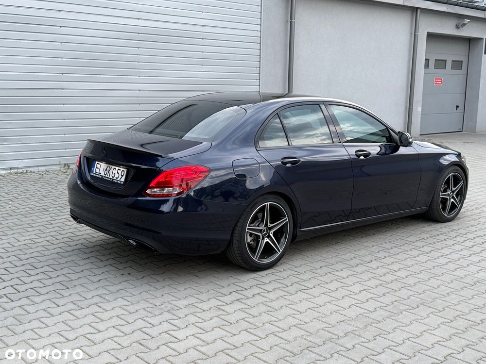 Mercedes-Benz Klasa C 300 7G-TRONIC - 3