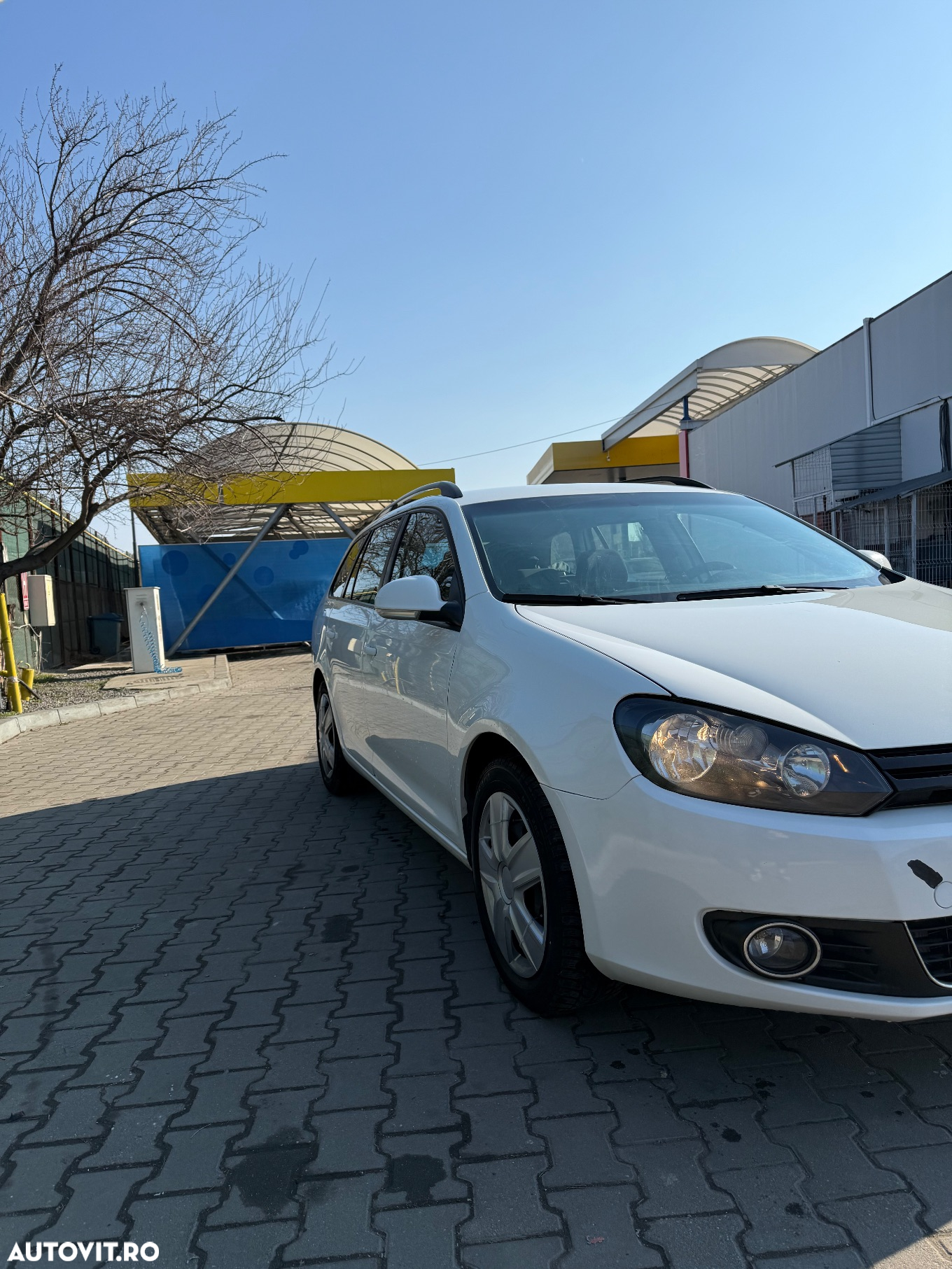 Volkswagen Golf 1.6 TDI BlueMotion Technology DPF Highline - 2