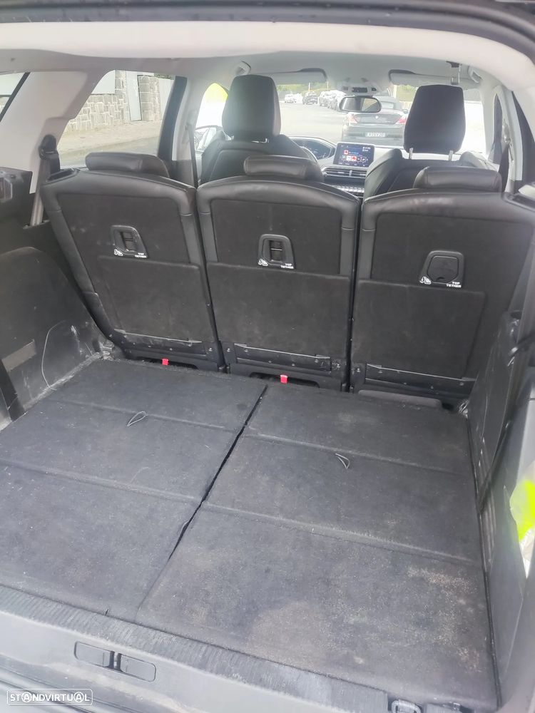 Peugeot 5008 1.5 BlueHDi Allure Pack EAT8 - 29