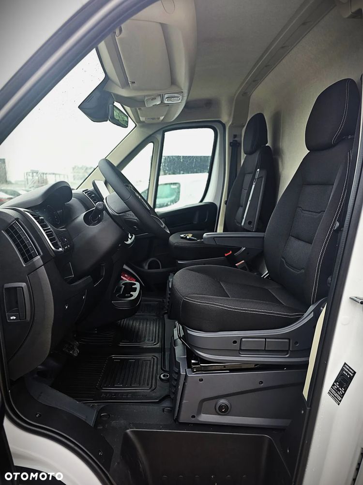 Toyota Proace MAX - 16