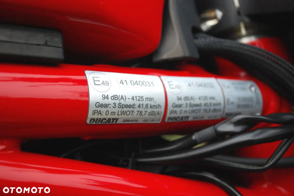 Ducati Monster - 11