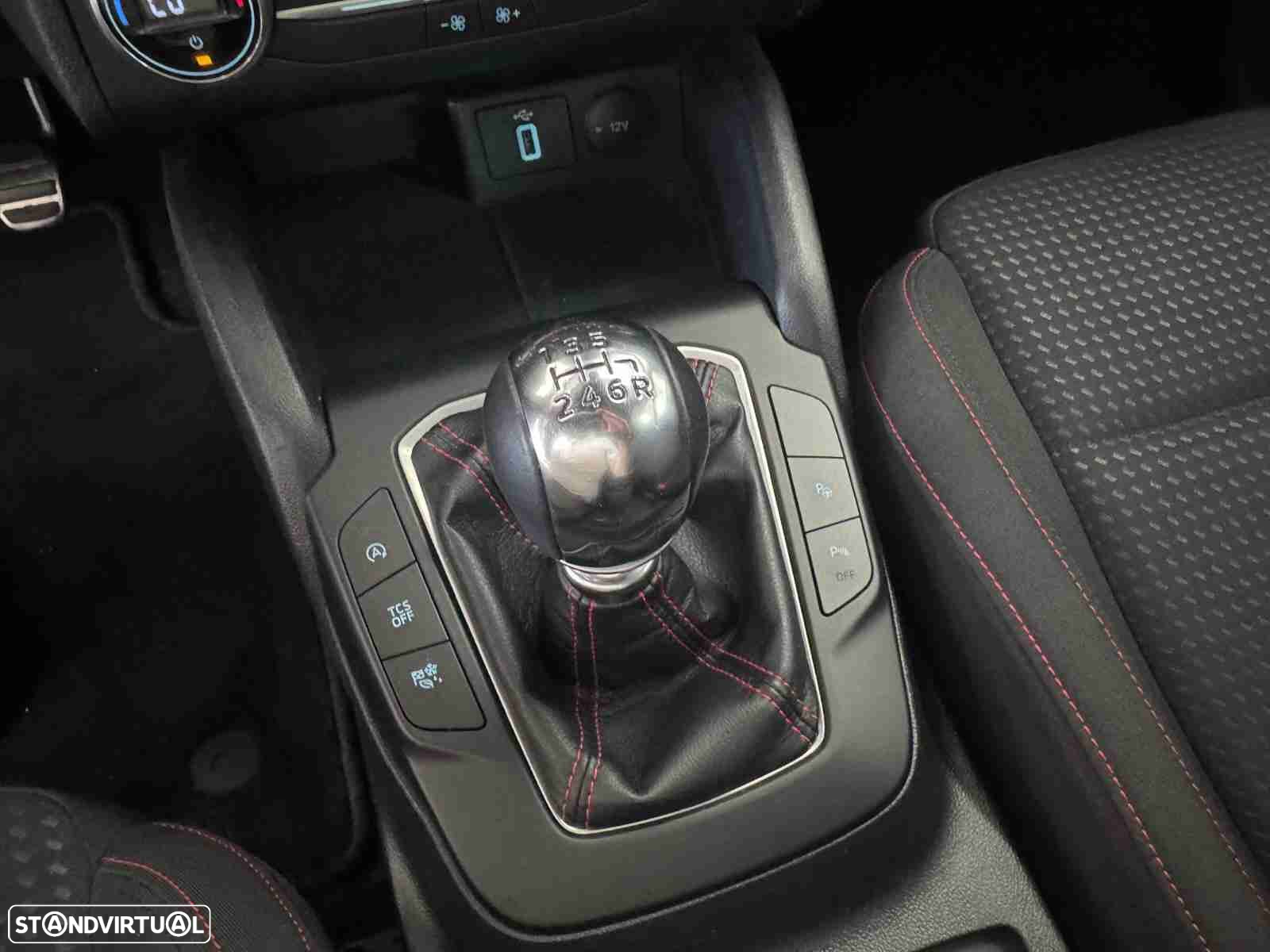 Ford Focus 1.0 EcoBoost ST-Line - 20