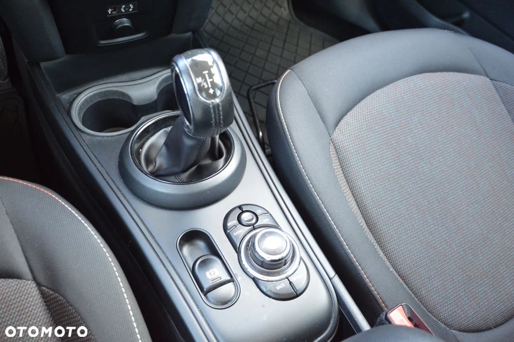 MINI Countryman Cooper D ALL4 - 21