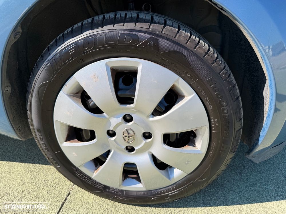 Toyota Yaris 1.4 D-4D Sol AC+VSC - 9
