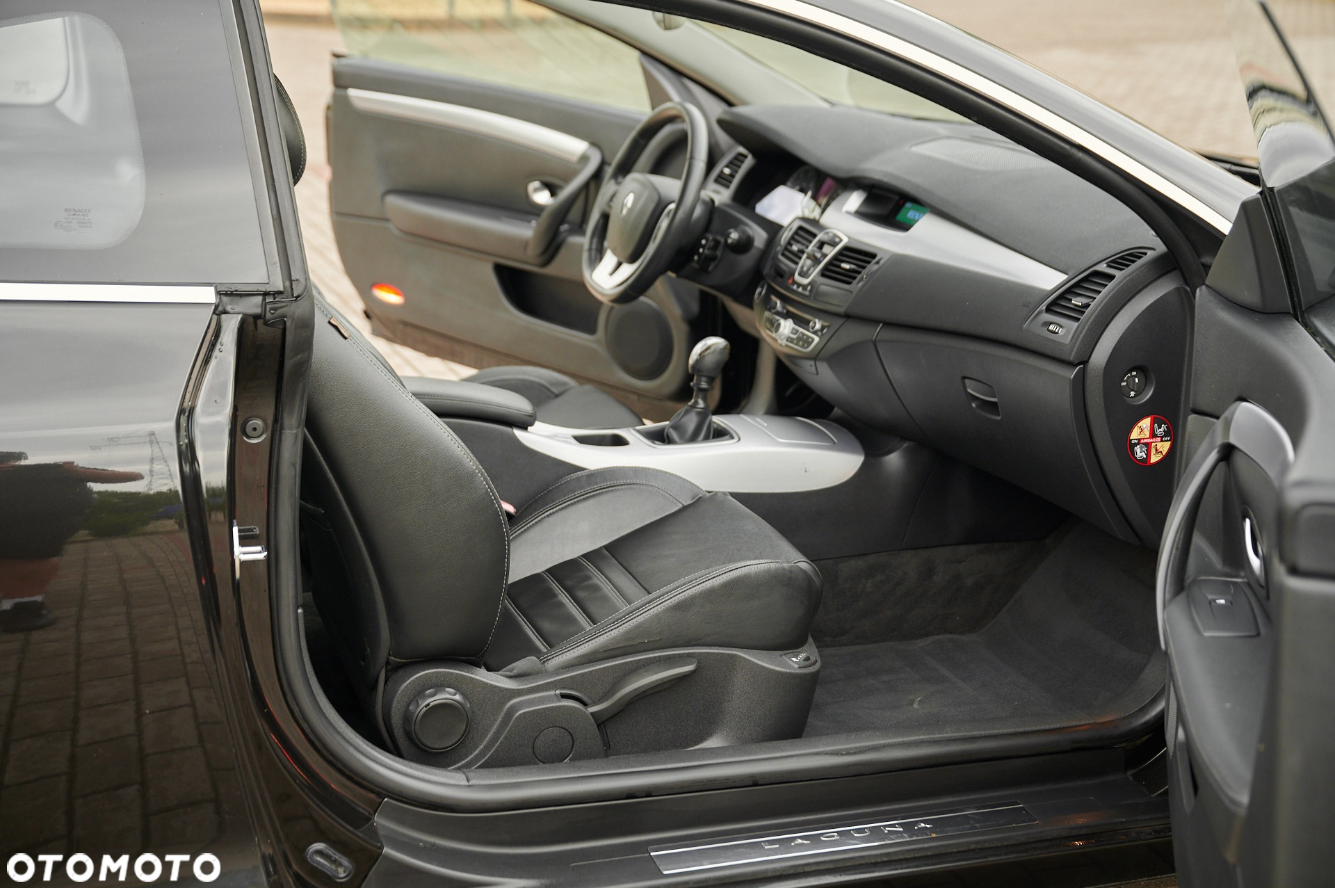 Renault Laguna Coupe dCi 150 FAP - 29