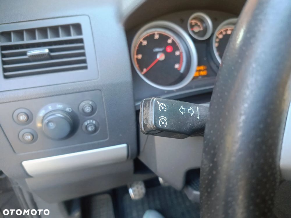 Opel Zafira 1.9 CDTI Sport - 10