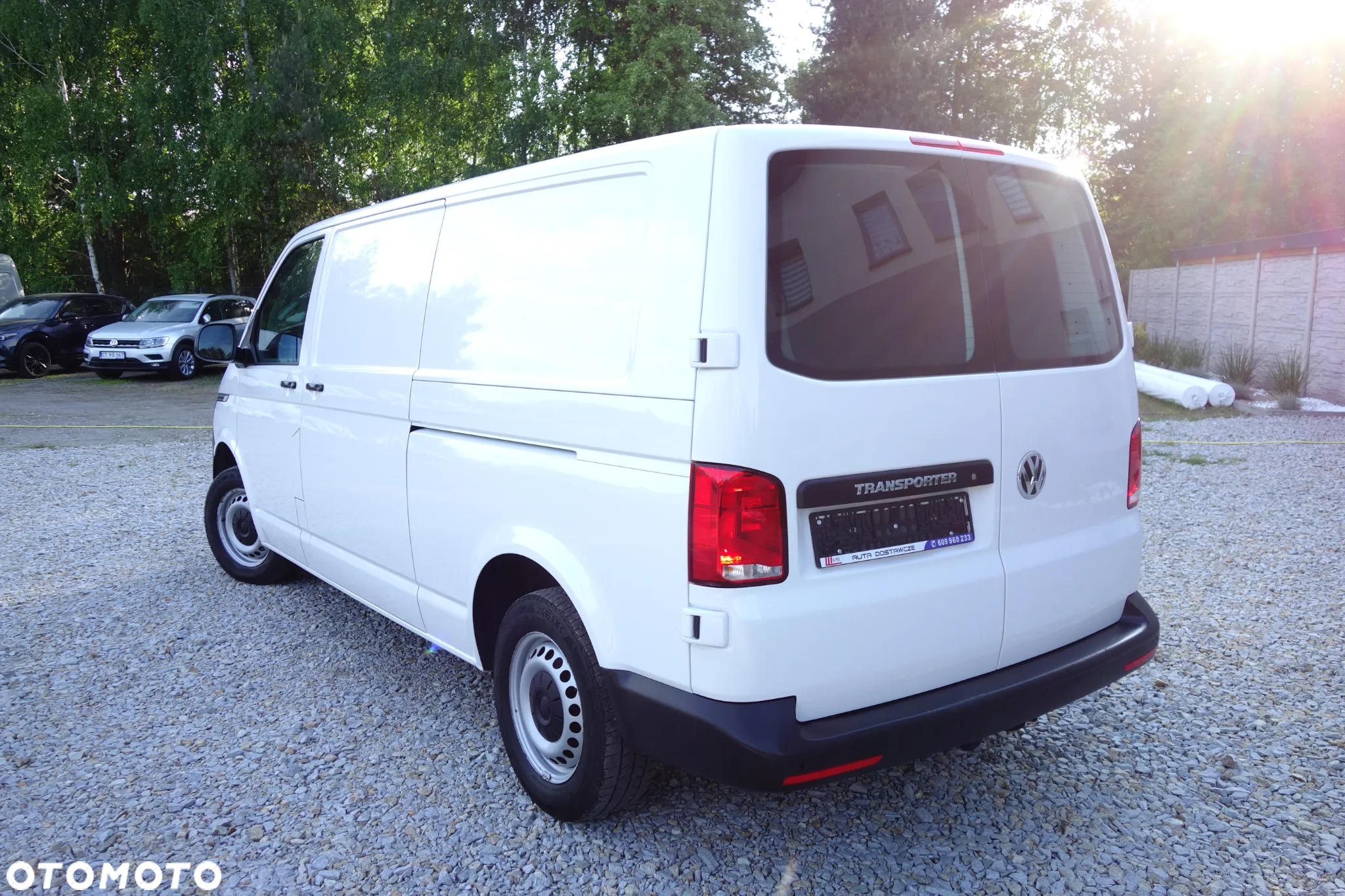 Volkswagen Transporter 2.0 Tdi  Automat 150 KM Long 2 x Drzwi Boczne Klima Navi - 4