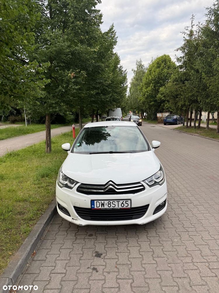 Citroën C4 BlueHDi 100 Selection - 2