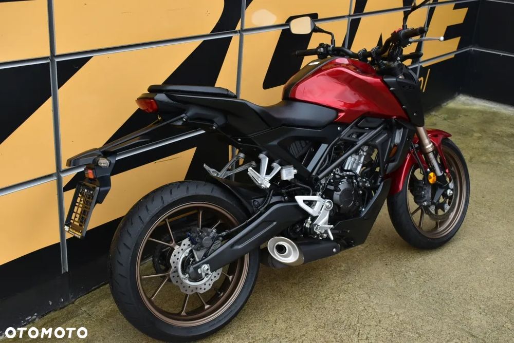 Honda CB - 4