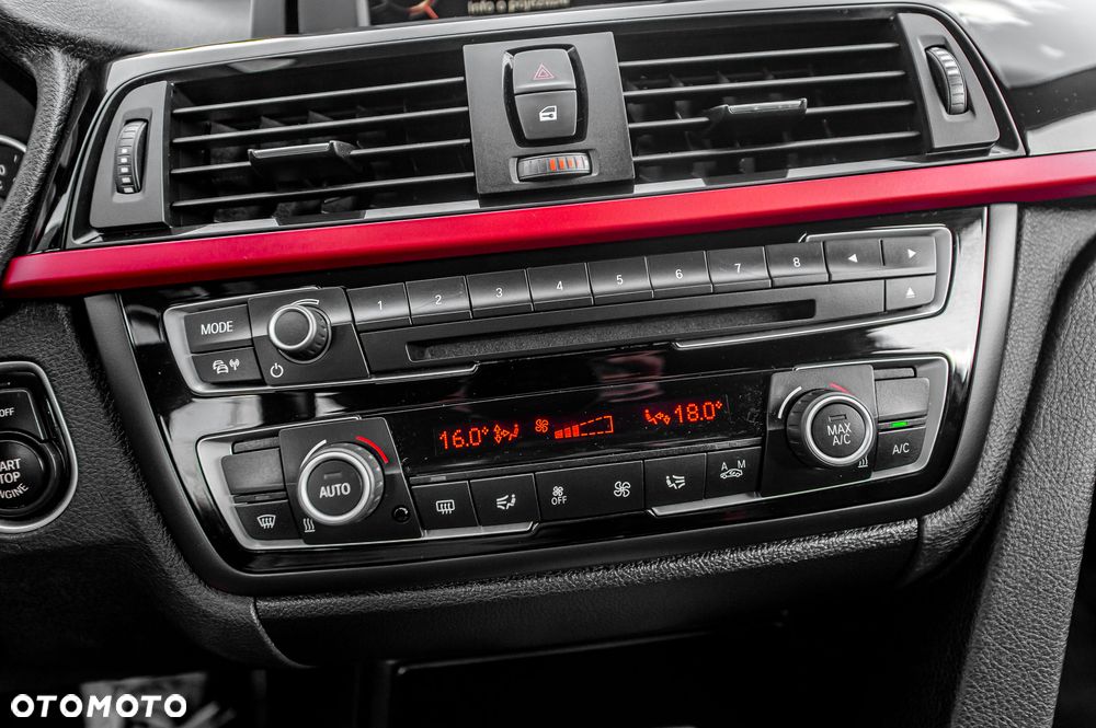 BMW Seria 4 428i xDrive Sport-Aut Luxury Line - 25
