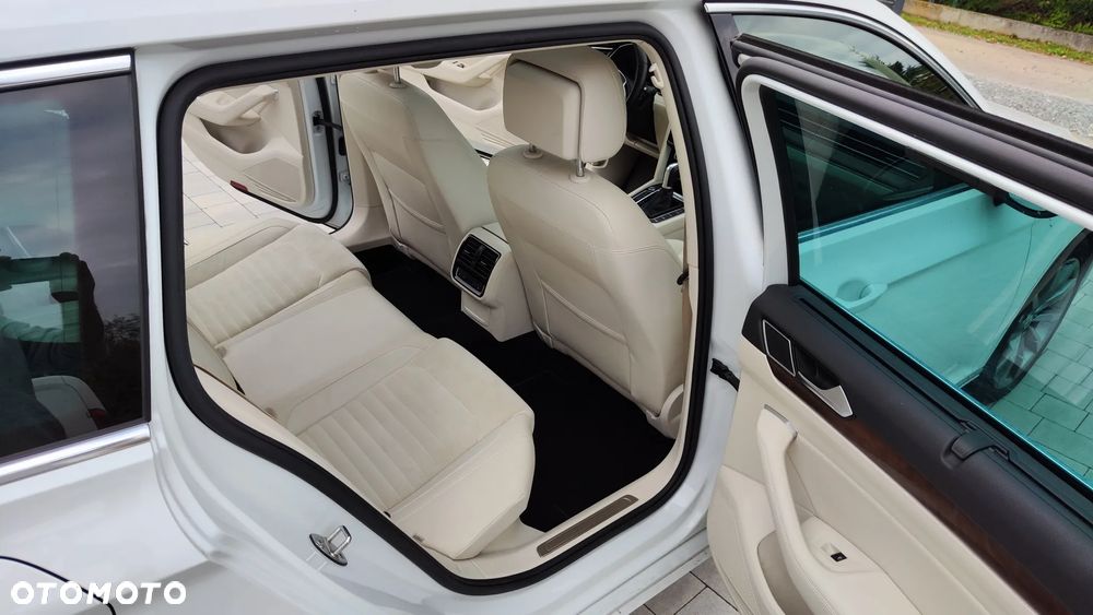 Volkswagen Passat 2.0 TDI Bi-Turbo BMT 4Mot Highline DSG - 10