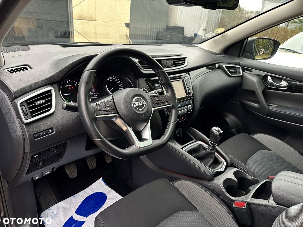 Nissan Qashqai - 10