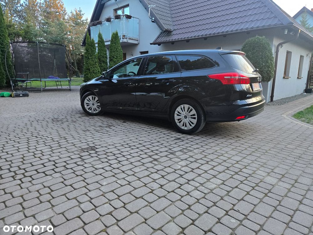 Ford Focus 1.6 TDCi DPF Start-Stopp-System SYNC Edition - 10