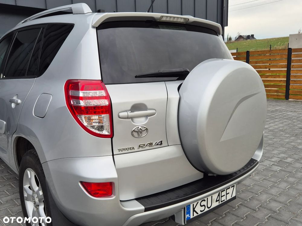 Toyota RAV4 2.0 VVT-i Sol - 32