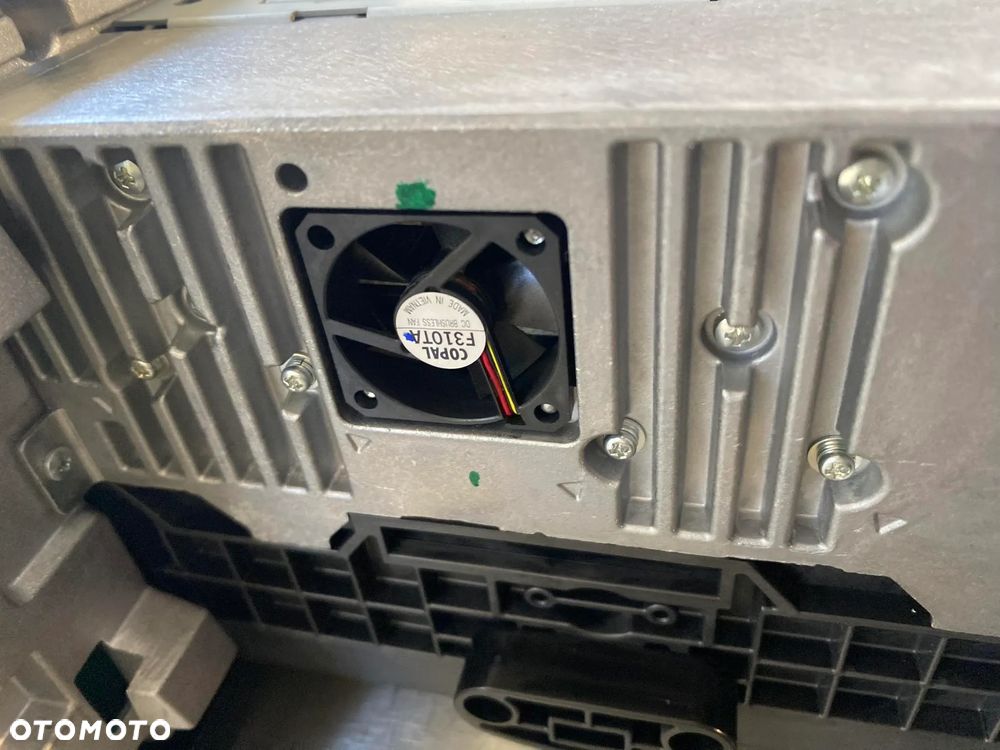 MERCEDES W251 RADIOODTWARZACZ A2518705094 - 4