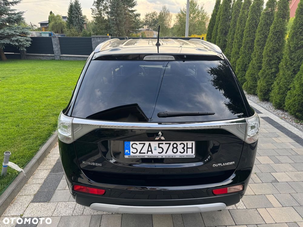 Mitsubishi Outlander 2.2 DID Intense - 9