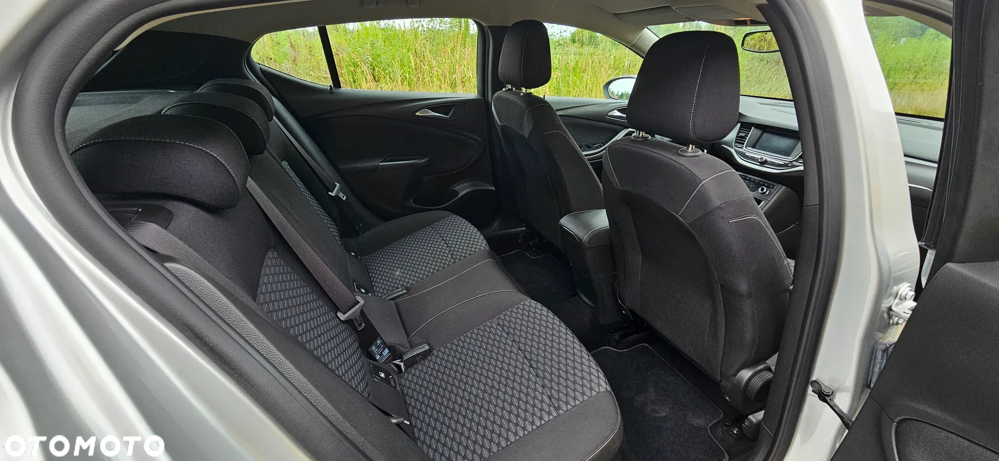 Opel Astra V 1.4 T Enjoy S&S - 12