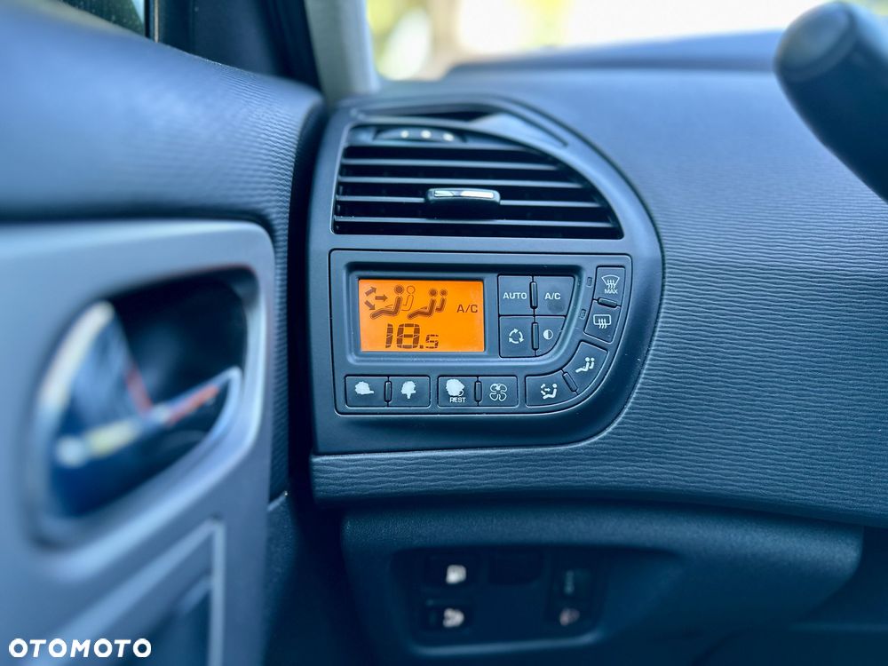 Citroën C4 Picasso VTi 120 Tendance - 25