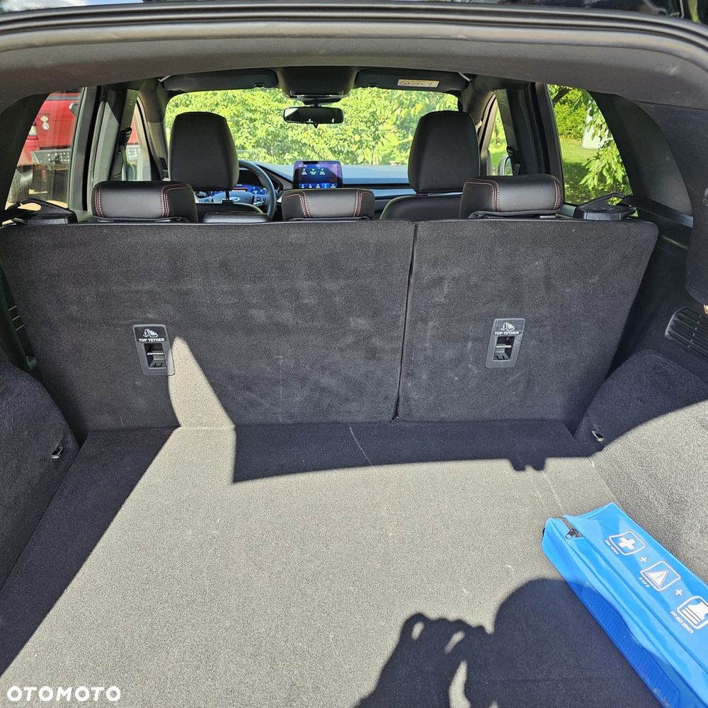 Ford Kuga - 18