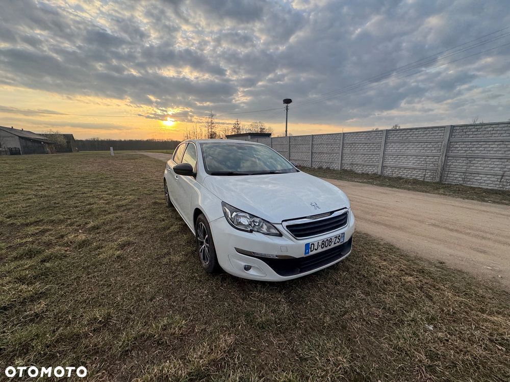 Peugeot 308 PureTech 110 Stop & Start Allure - 17