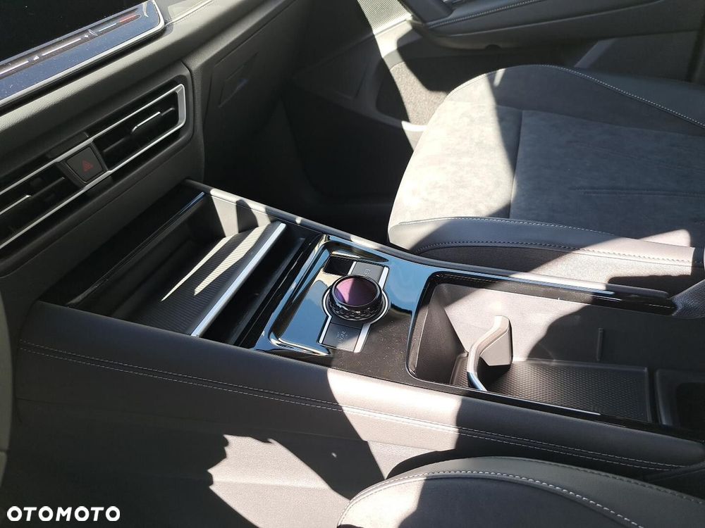 Volkswagen Tiguan - 15