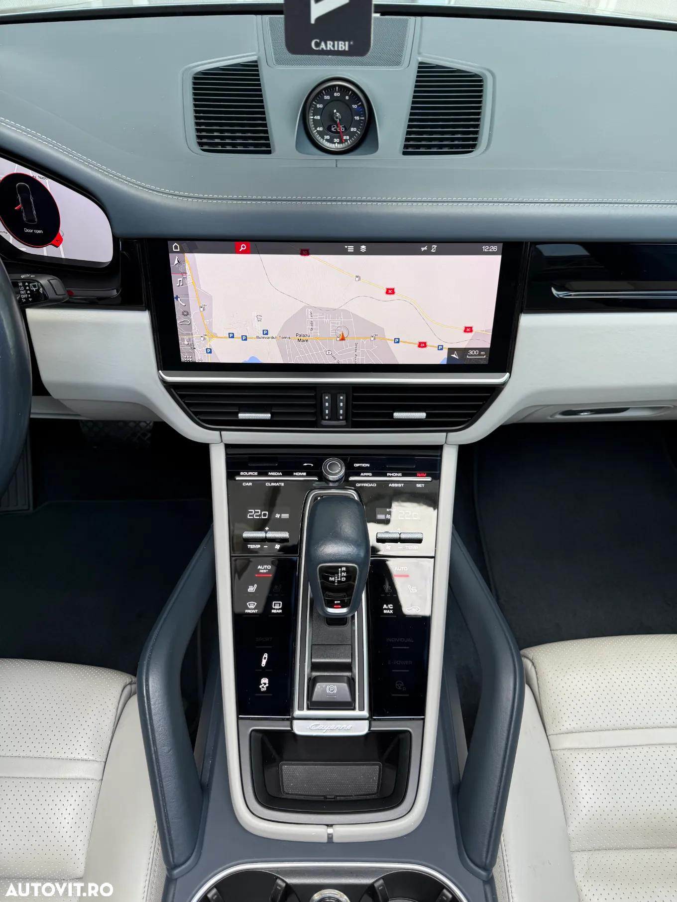 Porsche Cayenne Standard - 29