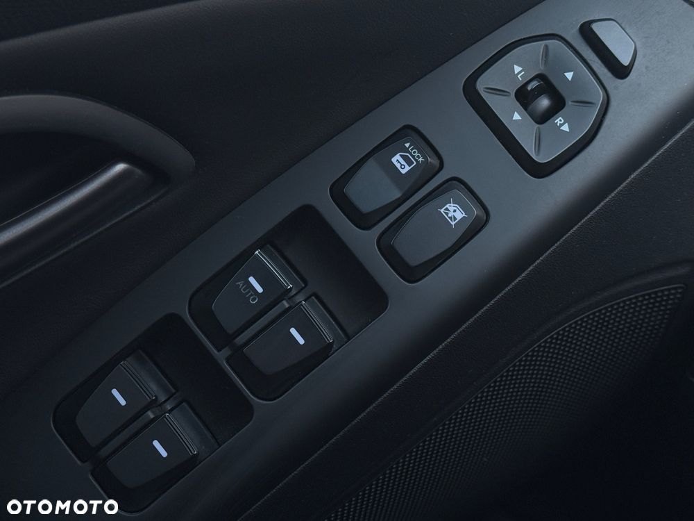 Hyundai ix35 1.6 2WD blue Trend - 15