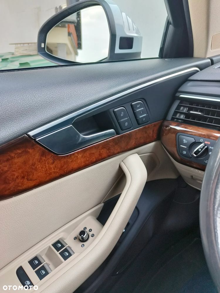 Audi A4 Limousine - 20