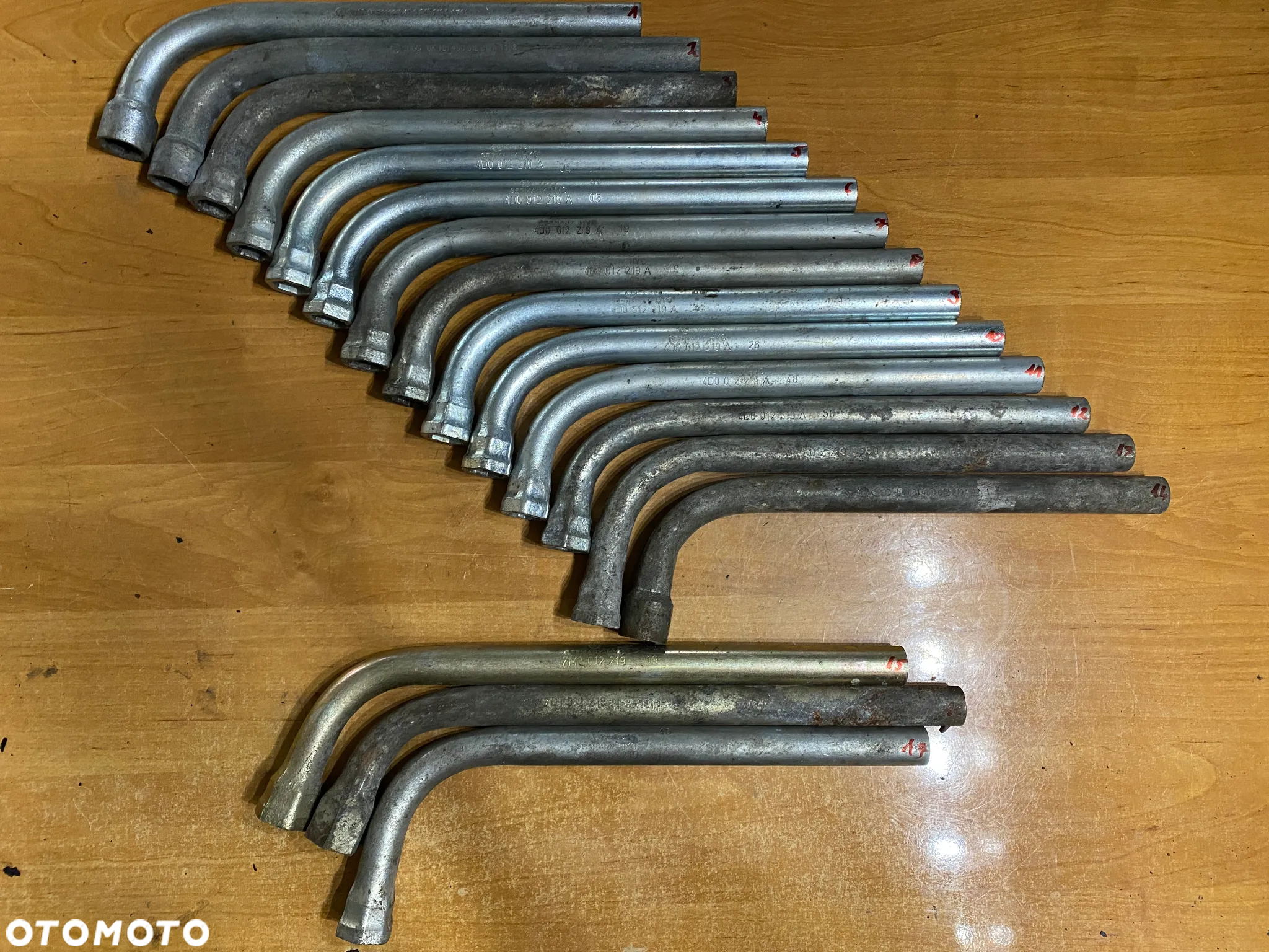 KLUCZ DO KÓŁ HAK HOLOWNICZY UCHO VW MERCEDES BMW OPEL FORD ITP. - 8